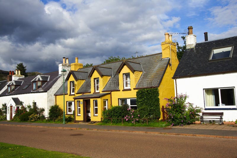 Scottish neighborhood stock image. Image of sidewalk, shieldaig 7827463