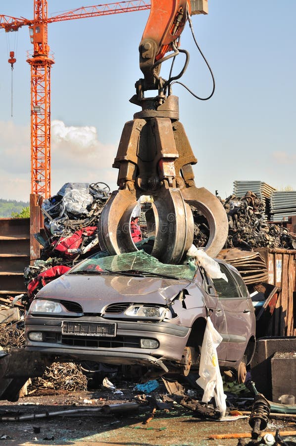 Migliaia di auto d'epoca sarà distrutto alla demolizione in Germania.
