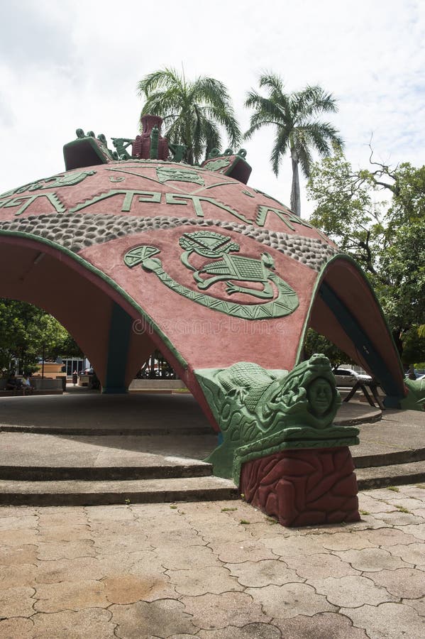 Sculptural Crocodile Corner of the Kiosk in Bernabela Ramos Park