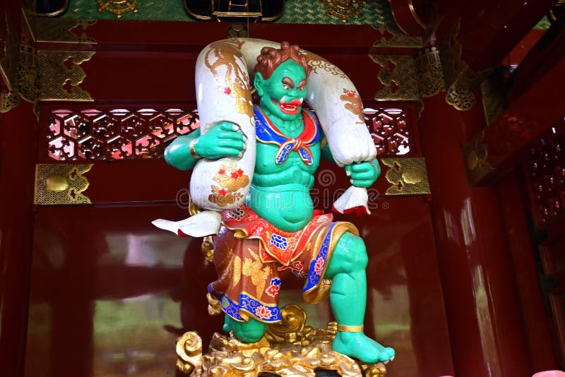 Sculpture De Fujin Shinto Dieu Image stock Image du course, statue 260162733