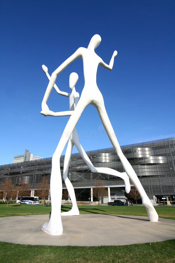 Sculpture Park Denver editorial stock photo. Image of statue 15070538