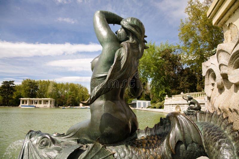 Sculpture, Retiro, Madrid