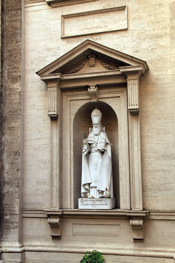 The Sculpture in Vatican S Yard Stock Image Image of capital, vatican