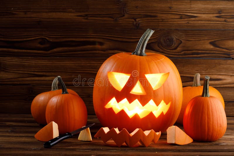 Scultura della zucca di Halloween immagine stock Scultura della zucca di Halloween immagine stock