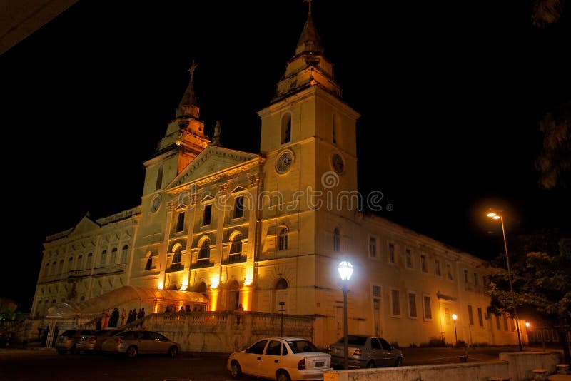 SE-Kathedrale am Nachtsao Luis