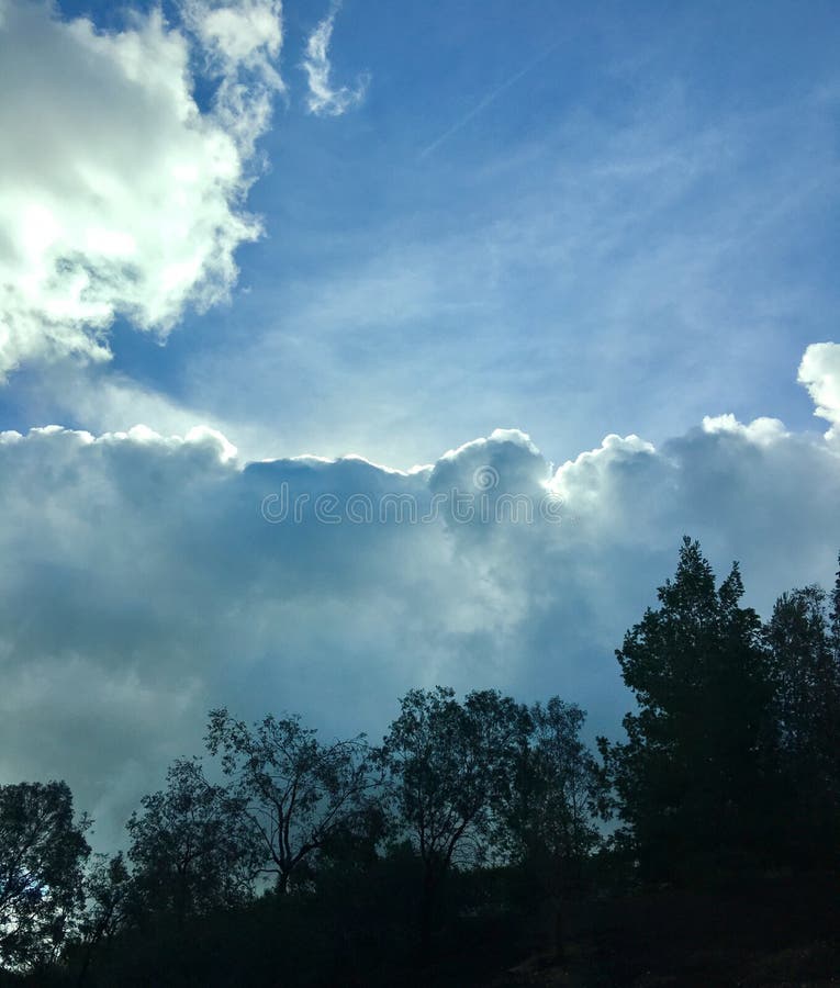 Se nubla la tormenta inminente foto de archivo libre de regalías Se nubla la tormenta inminente foto de archivo libre de regalías