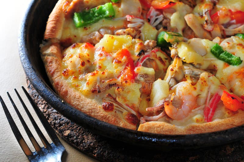 Sea food pizza pie