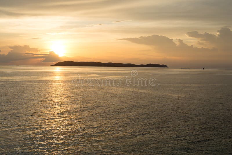 Sea pink sunset. Beautiful color clouds. royalty free stock photography