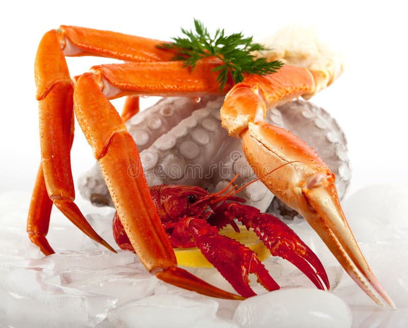 Seafood served on ice