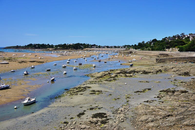 The seaside beach resort town of Lancieux on the Atlantic Ocean on the northern coast of Brittany in France royalty free stock photography The seaside beach resort town of Lancieux on the Atlantic Ocean on the northern coast of Brittany in France royalty free stock photography