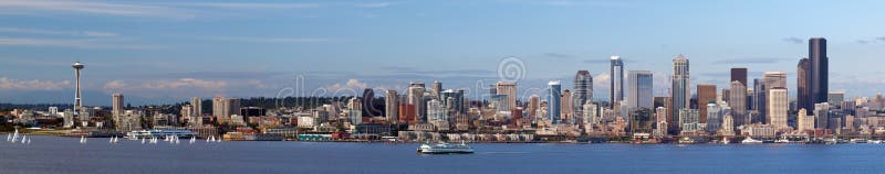 Seattle-Skylinepanorama lizenzfreies stockbild Seattle-Skylinepanorama lizenzfreies stockbild