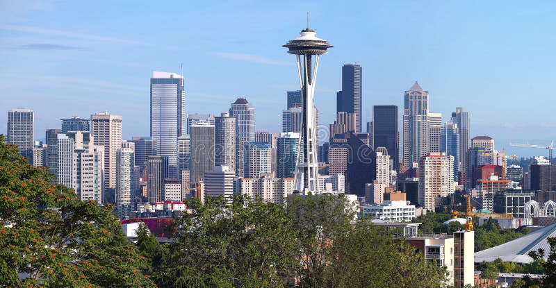 Seattle Washington panorama & Mt. Rainier.