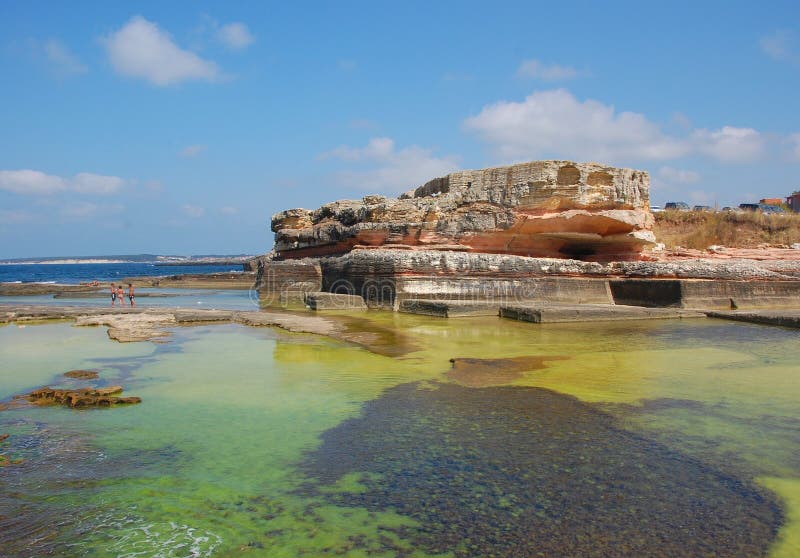 Seaweeds and Monument Rocks