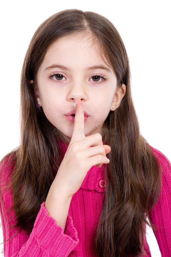 Bambina dire che il silenzio è un segreto