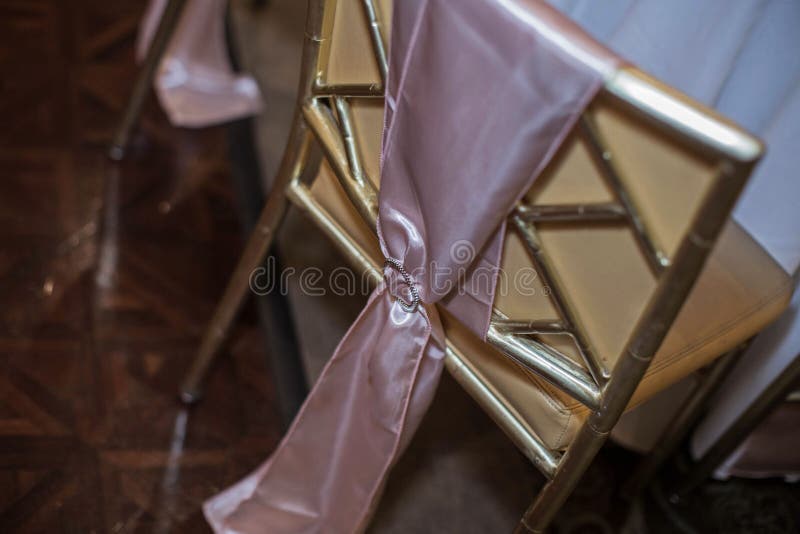 Sedia di ricevimento nuziale, rosa fotografie stock libere da diritti Sedia di ricevimento nuziale, rosa fotografie stock libere da diritti