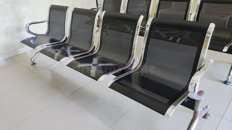 Waiting Chairs Suitable for airports or hospitals with 4 Lobby Chairs Waiting Chairs lined up 2 rows back. Waiting Chairs Suitable for airports or hospitals with 4 Lobby Chairs Waiting Chairs lined up 2 rows back