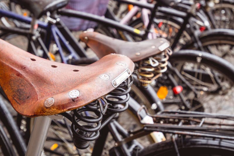 Sella Bici Con Gel - Antishock E Regolabile Per MTB, Strada E Bici Pieghevoli - Foto 5