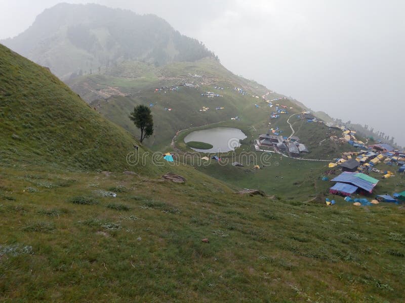 Seenatur Himachal Pradesh lizenzfreie stockbilder Seenatur Himachal Pradesh lizenzfreie stockbilder