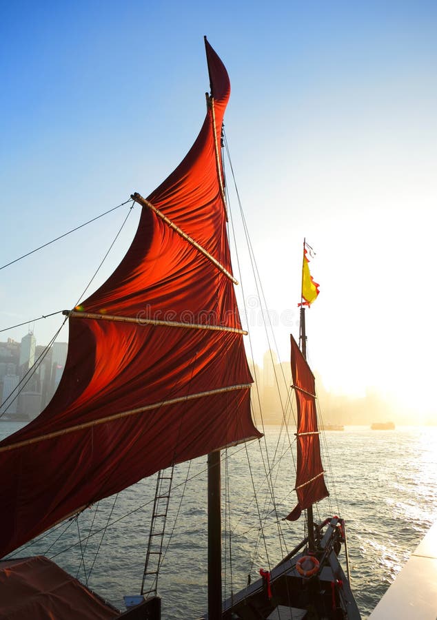Segelbåtflagga i Hong Kong arkivfoto Segelbåtflagga i Hong Kong arkivfoto