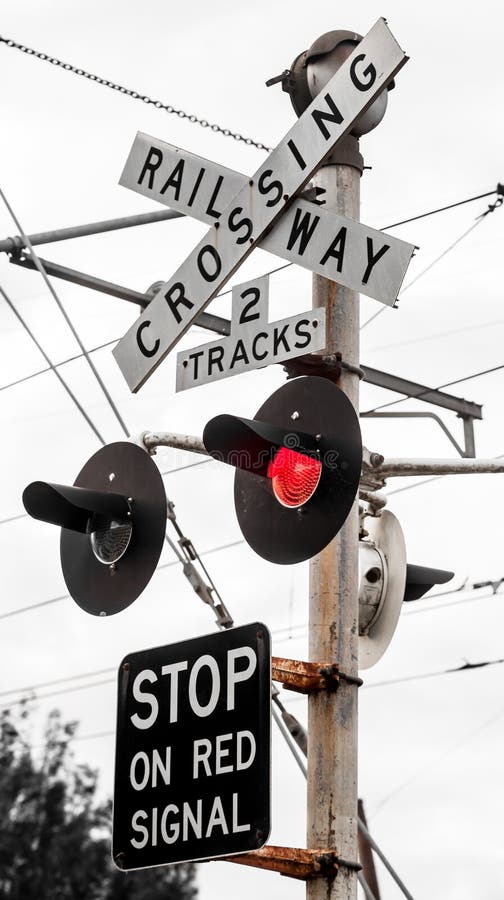 Luce Di Emergenza Strobe LED Lampeggiante Rossa - Avvisatore Luminoso Per Veicoli E Sicurezza - Foto 2