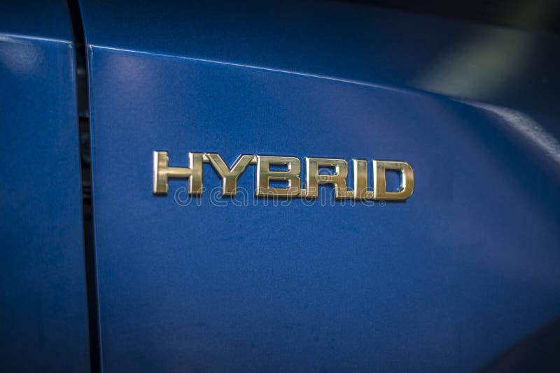 Segno dell'automobile ibrida Veicolo di ecologia sicuro all'ambiente fotografia stock libera da diritti Segno dell'automobile ibrida Veicolo di ecologia sicuro all'ambiente fotografia stock libera da diritti