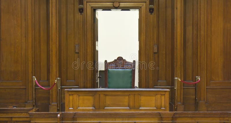 Sehr alter Gerichtssaal (1854) mit lizenzfreie stockfotografie Sehr alter Gerichtssaal (1854) mit lizenzfreie stockfotografie