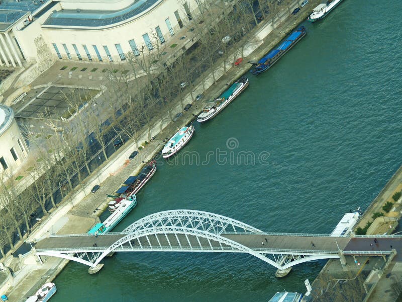 seine de fleuve de passerelle image stock seine de fleuve de passerelle image stock