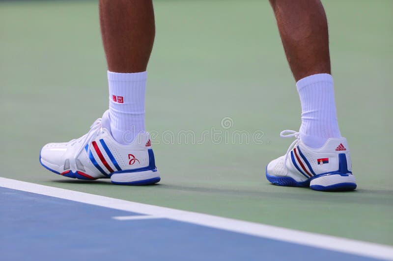 Seis Campeones Novak Djokovic Del Grand Slam De Las épocas Llevan Las Zapatos Tenis Encargo De Adidas Durante El US Foto editorial - Imagen de billar, abierto: 46122911