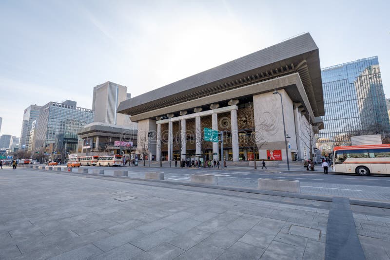 Sejong Center per Art Seoul d'esecuzione Sejong Center per arte dello spettacolo è le più grandi arti ed il complesso culturale a fotografie stock Sejong Center per Art Seoul d'esecuzione Sejong Center per arte dello spettacolo è le più grandi arti ed il complesso culturale a fotografie stock