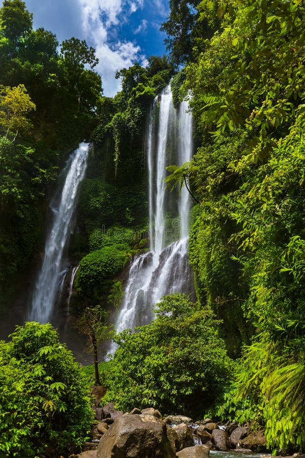 Sekumpul Wasserfall  Bali Insel Indonesien  Stockbild 
