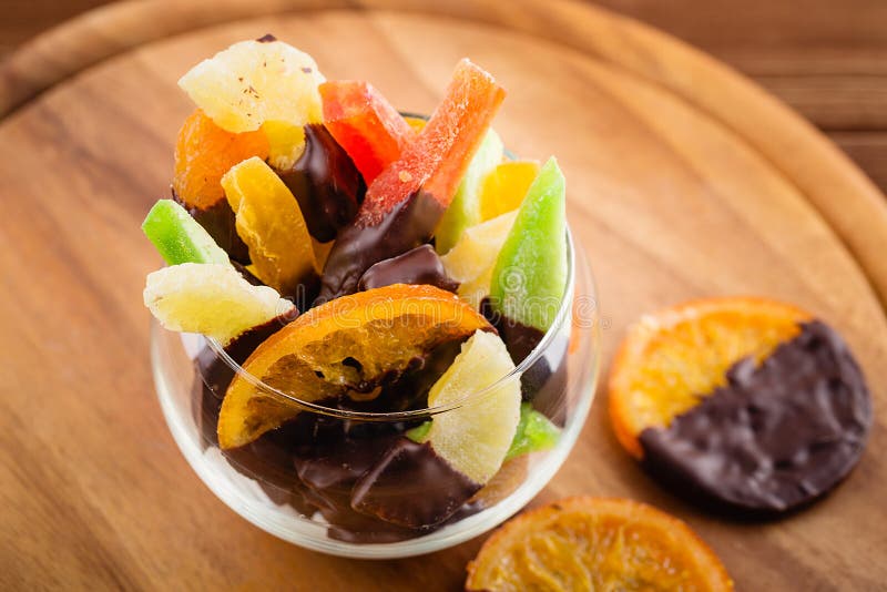 Selbst Gemachte Kandierte Frucht in Der Schokolade Stockbild - Bild von ... Selbst Gemachte Kandierte Frucht in Der Schokolade Stockbild - Bild von ...