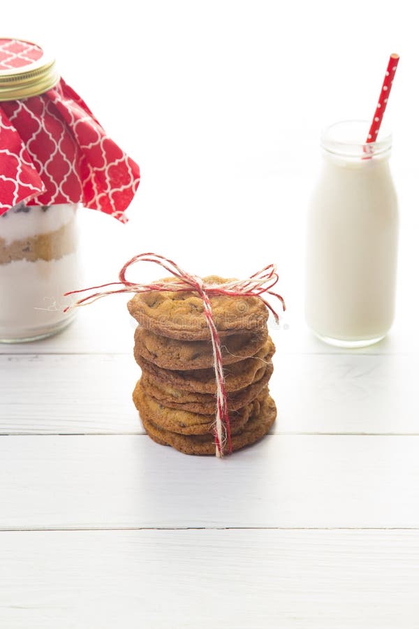 Selbst gemachtes Glas Schokolade Chip Cookie Mix stockbild Selbst gemachtes Glas Schokolade Chip Cookie Mix stockbild