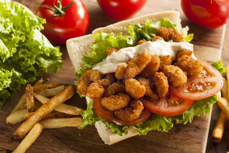 Hausgemachtes Shrimp Po Boy Sandwich Stockbild - Bild von junge ... Hausgemachtes Shrimp Po Boy Sandwich Stockbild - Bild von junge ...
