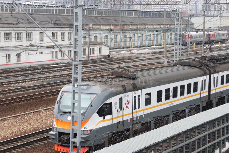 Selective System of Electrification of Electric Trains. Ground Contact