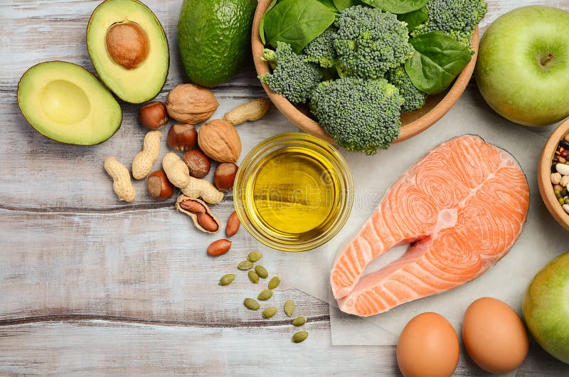 Selezione dei prodotti sani Concetto di dieta equilibrata immagini stock libere da diritti Selezione dei prodotti sani Concetto di dieta equilibrata immagini stock libere da diritti