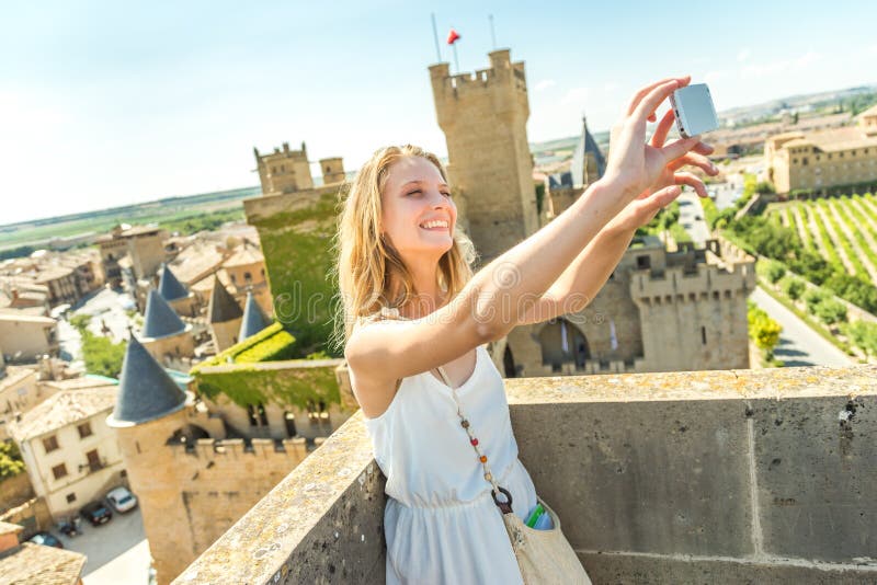Selfie au château image libre de droits Selfie au château image libre de droits