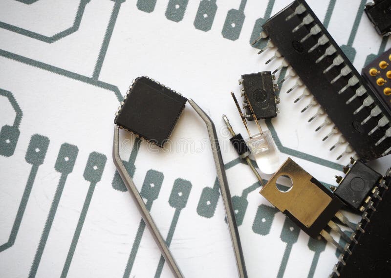 Диоды транзисторы интегральные схемы Semiconductor materials stock photo. Image of mosfet - 286531822