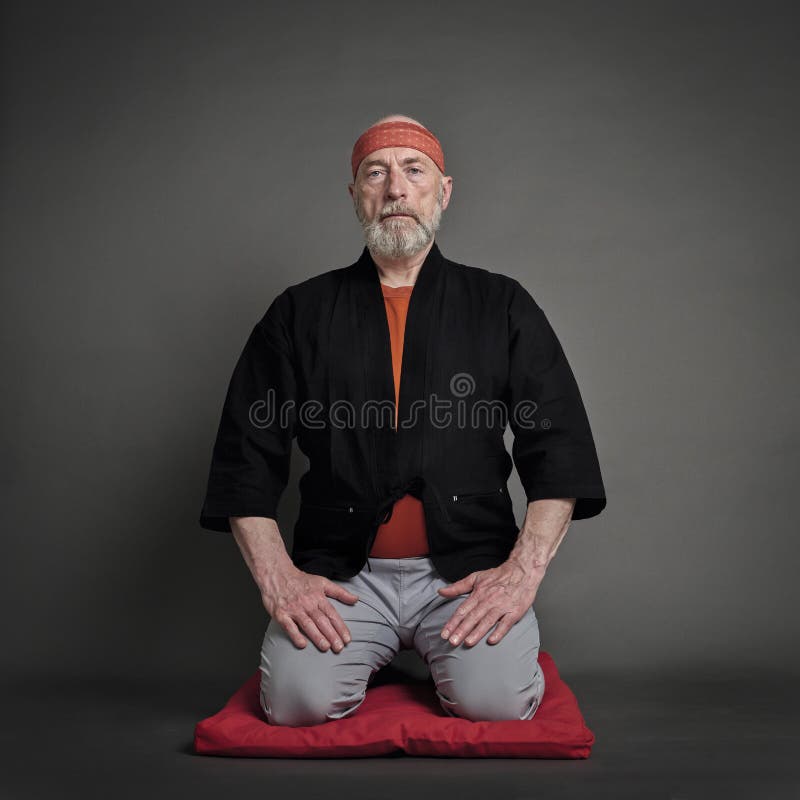 Senior Man Sitting in a Traditional Japanese Seiza Position Stock Image ...