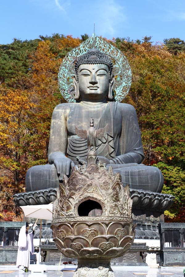 Seoraksan temple god