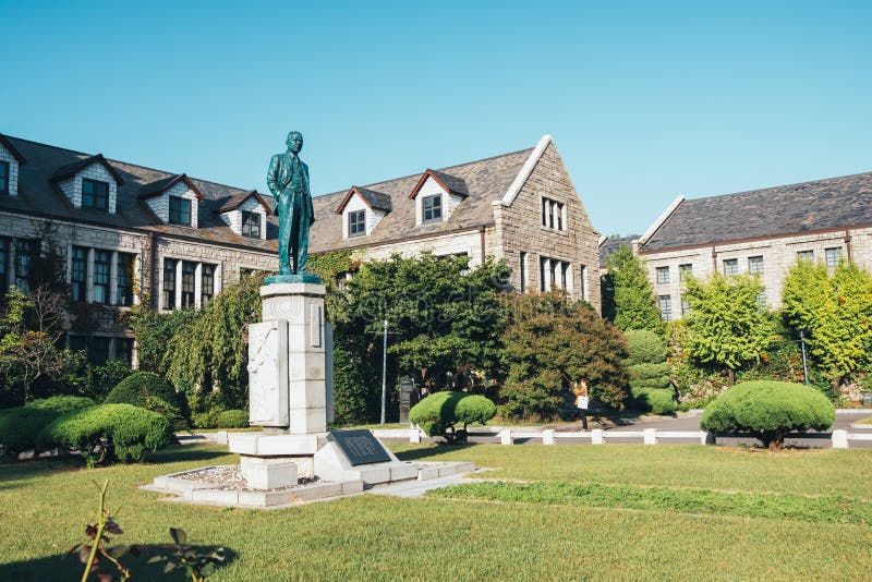 seoul tourism high school