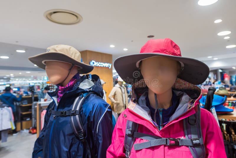 Discovery Expedition Clothing Store Seoul South Korea Stock Photos - Free &  Royalty-Free Stock Photos from Dreamstime