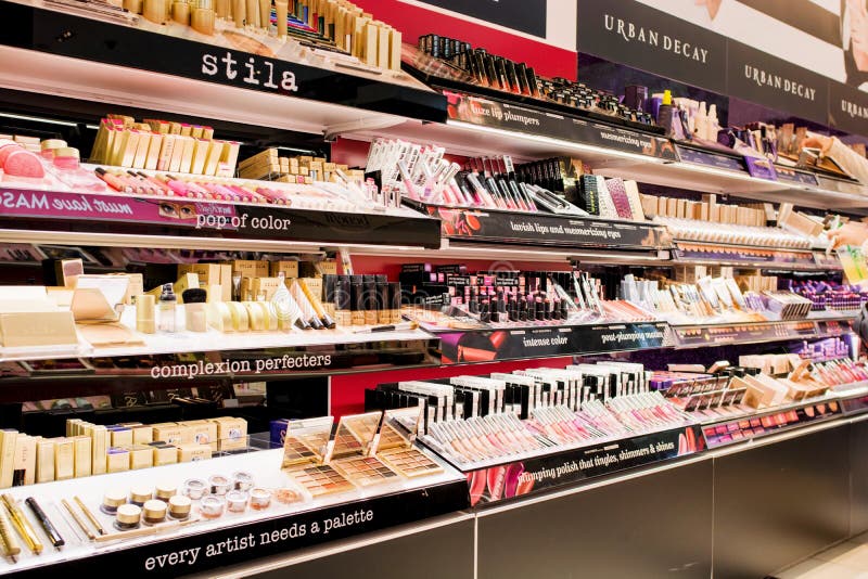 Sephora Store editorial image. Image of shop, jacobs - 71835840
