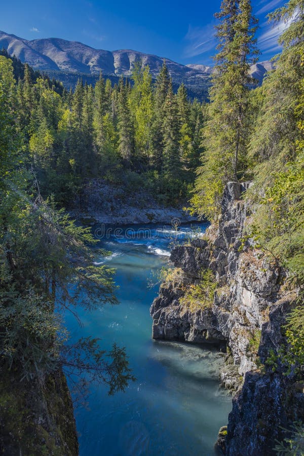 1 SEPTEMBER, de Toneelmening van 2016 van de Kenai-Bergen op het Kenai-Schiereiland in Southcentral-Alaska royalty-vrije stock foto 1 SEPTEMBER, de Toneelmening van 2016 van de Kenai-Bergen op het Kenai-Schiereiland in Southcentral-Alaska royalty-vrije stock foto