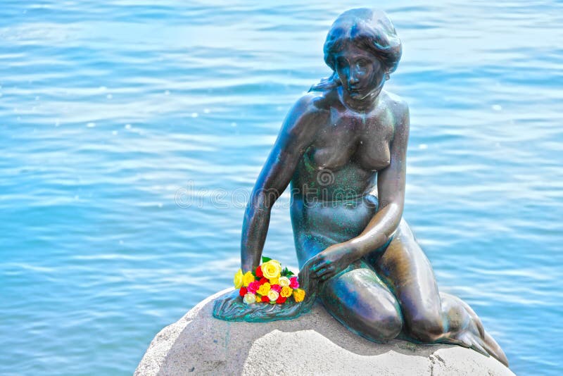 A Pequena Sereia Copenhaga Dinamarca fotografia de stock