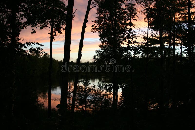 Serene Sunset View från sjöhem royaltyfri foto Serene Sunset View från sjöhem royaltyfri foto