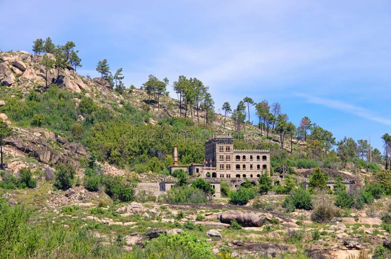 Serra DA Estrela Landhaus lizenzfreies stockbild Serra DA Estrela Landhaus lizenzfreies stockbild