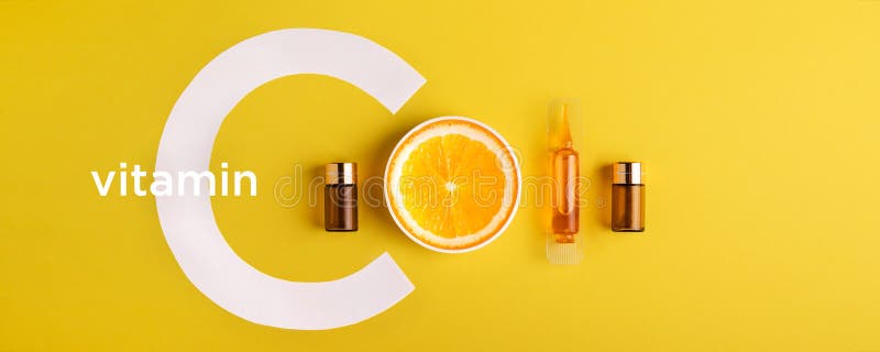 Serum i kosmetyki z witaminą C Istotny olej od cytrus owoc sztandar