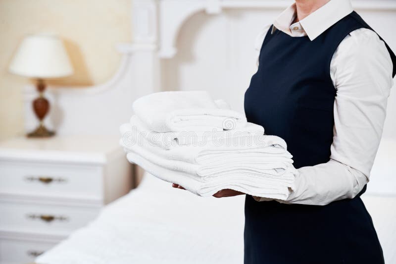 Servicios de hotel criada de la economía doméstica con lino