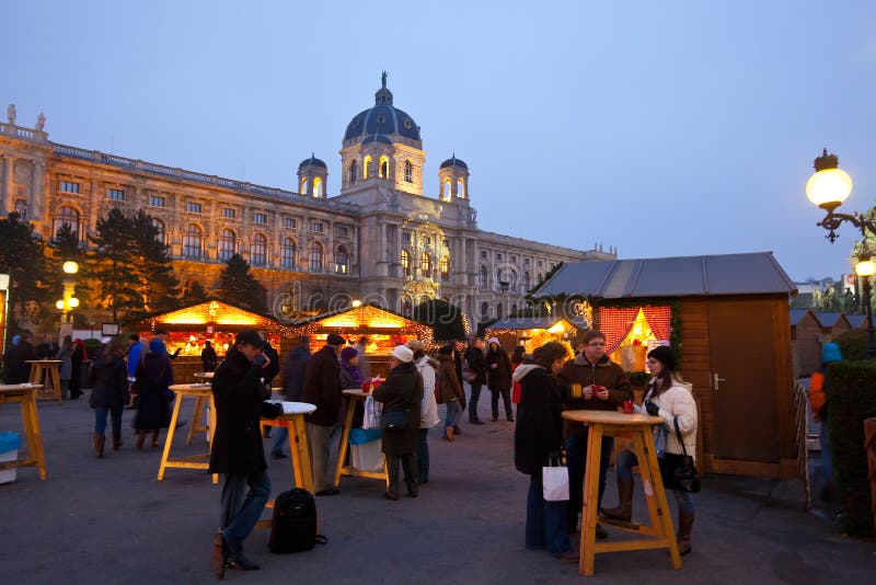 Servizio di natale a Vienna, Austria immagine stock libera da diritti Servizio di natale a Vienna, Austria immagine stock libera da diritti