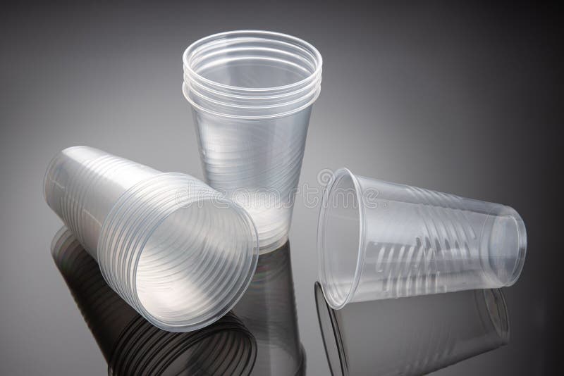 200ml White Disposable Plastic Cups Glasses Vending Style For Cold Drinks 